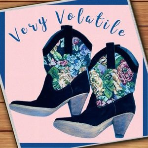 VERY VOLATILE Western Boots ~ Tapestry & Black Suede ~ Sz 10